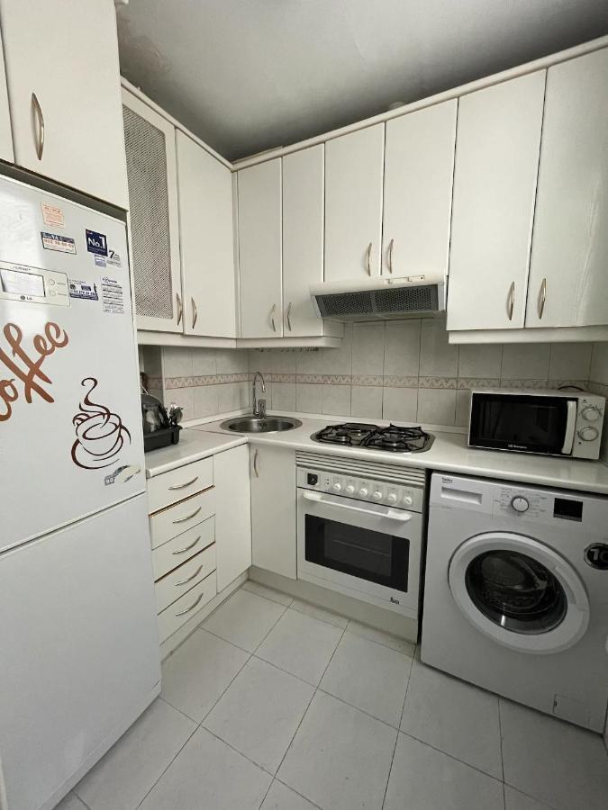 Апартаменты Apartamento Cerca Del Centro De Мадрид Экстерьер фото